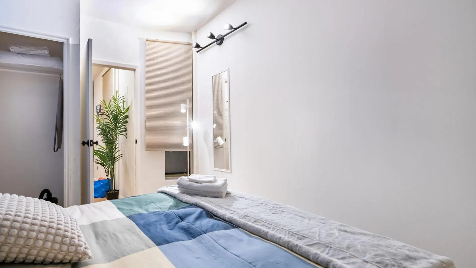 Charming 2 Bd Unit In Central Manhattan New York Appartement